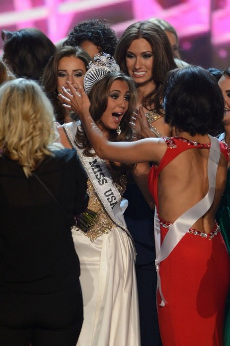 Мисс США 2013: корона перешла к Мисс Коннектикут, Эрин Брэди